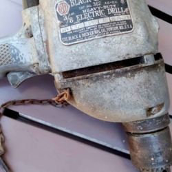 Vintage Black & Decker Heavy Duty Electric Drill 3/8
