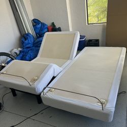 New! Split king adjustable base/ massage/legs are adjustable i can deliver or cone see first   Retail $1,400 Your Price $699