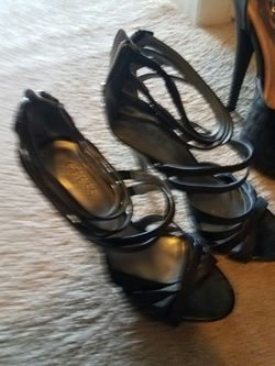 Guess heels