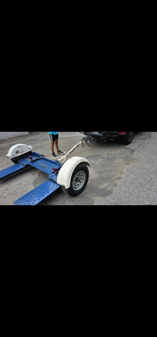 TOW DOLLY ROADMASTER