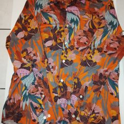 Size L Men's Long Sleeve Slim Fit Shirt by Murano Collezione is made from high-quality Swiss fabric, providing a comfortable and stylish option for ca