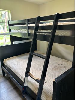 Bunk bed twin over full