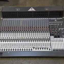 Behringer EURODESK SX4882