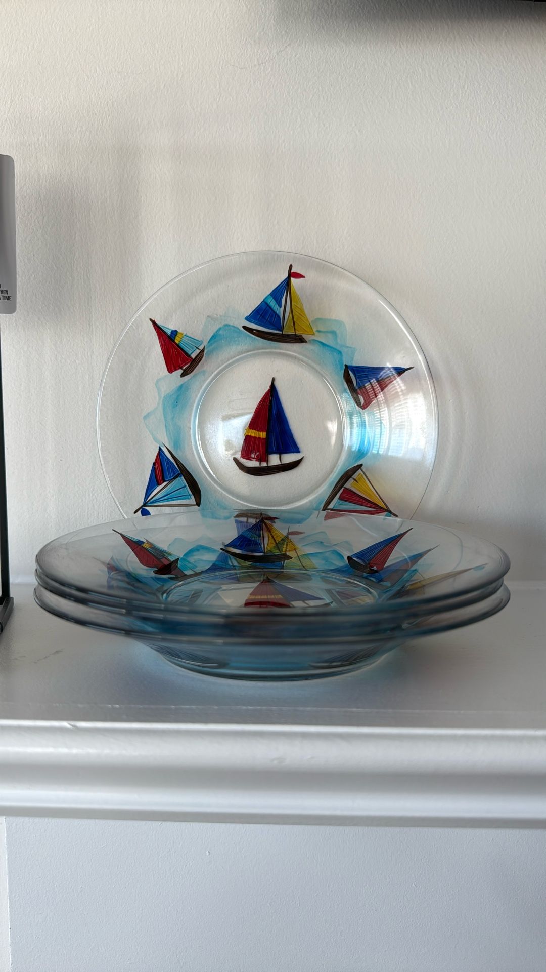 BEAUTIFUL SAIL BOAT GLASS PLATES (4) FOR $15
