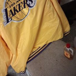 La Laker Coat