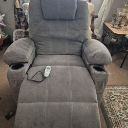 New  Recliner With Massage And Heathing 