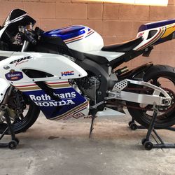 2005 Honda CBR 1000rr