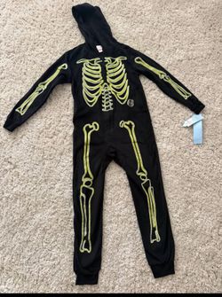 Cat and jack sleep wear size 6/7