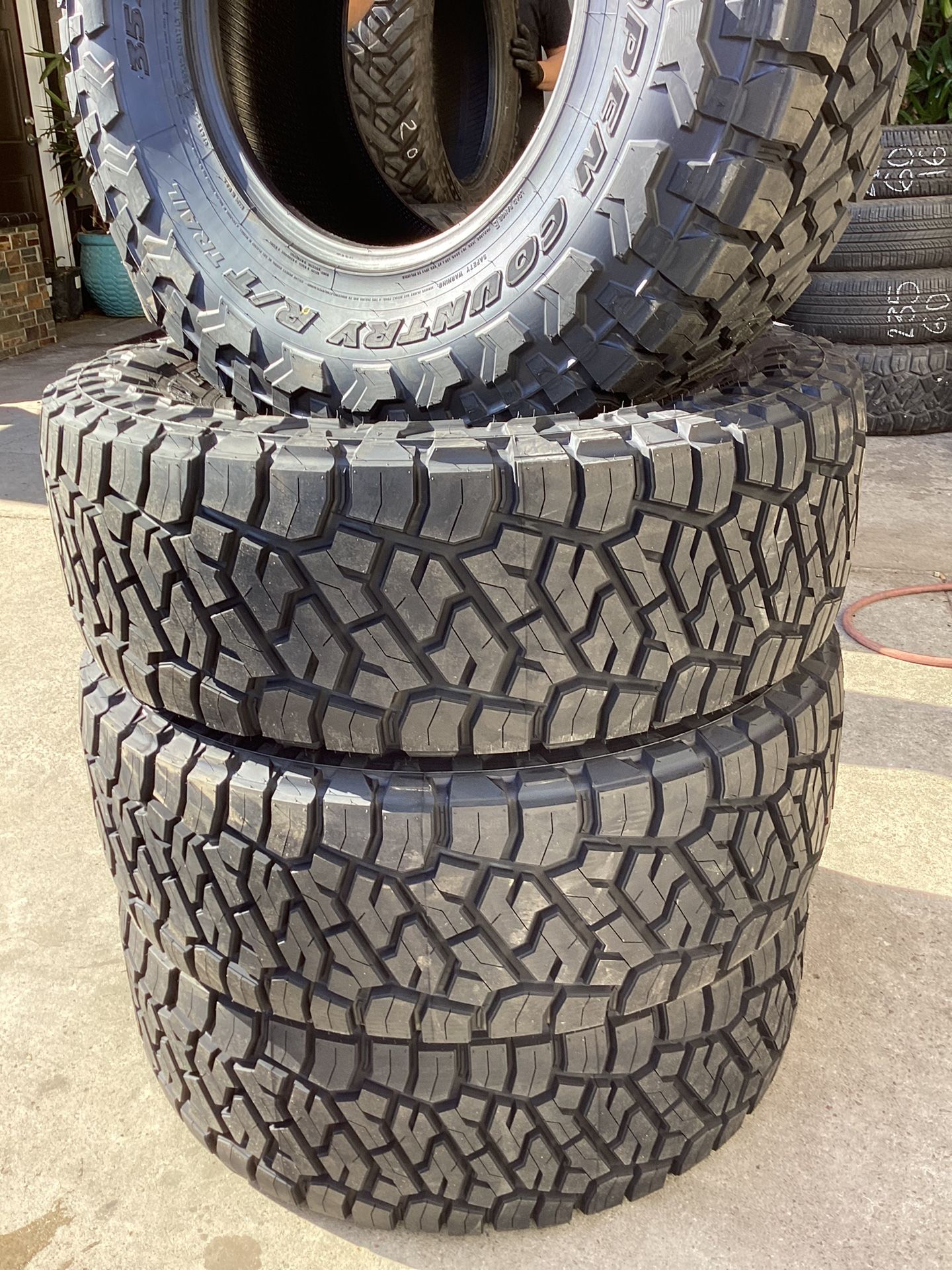 285/70R17 TOYO RT TRAIL TIRES. Super Easy Financing Available