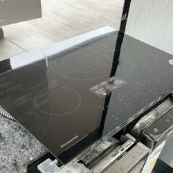 KitchenAid 30 inch Induction Modular Cooktop w/5 Burner Elements