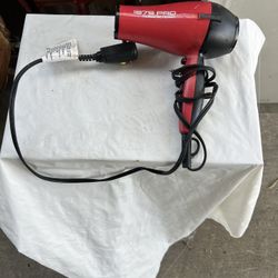 Blow Dryer 