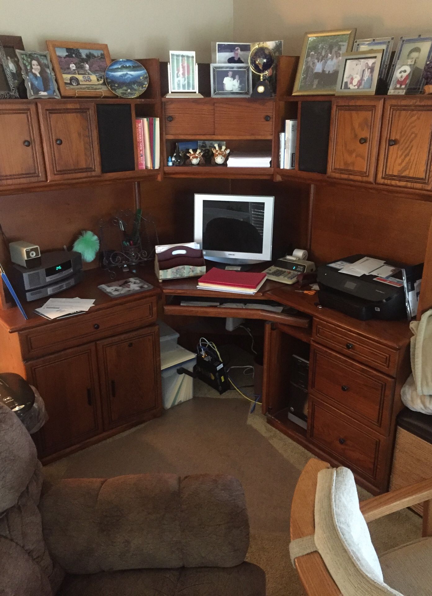 Nice corner desk for home office