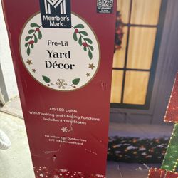 Garden & Christmas Decoration – Great Condition! 🎄🌿