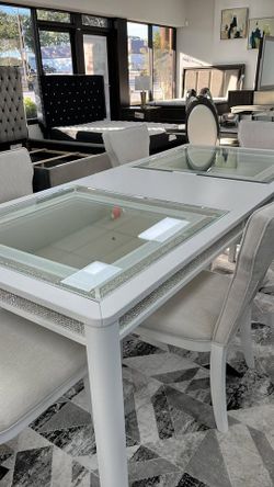  Large Dining Set with a Modern Rhinestone Frame in Bright White Lacquer