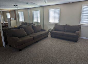 Sofa Set!  Good Condition
