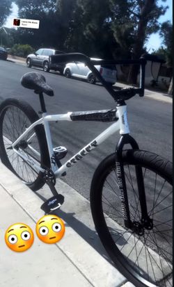 Street Co 29 (Hmu For More Pictures) Price Negotiable