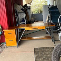 Desk And Filing Cabinet 