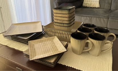 THRESHoLD stoneware (set of 25)