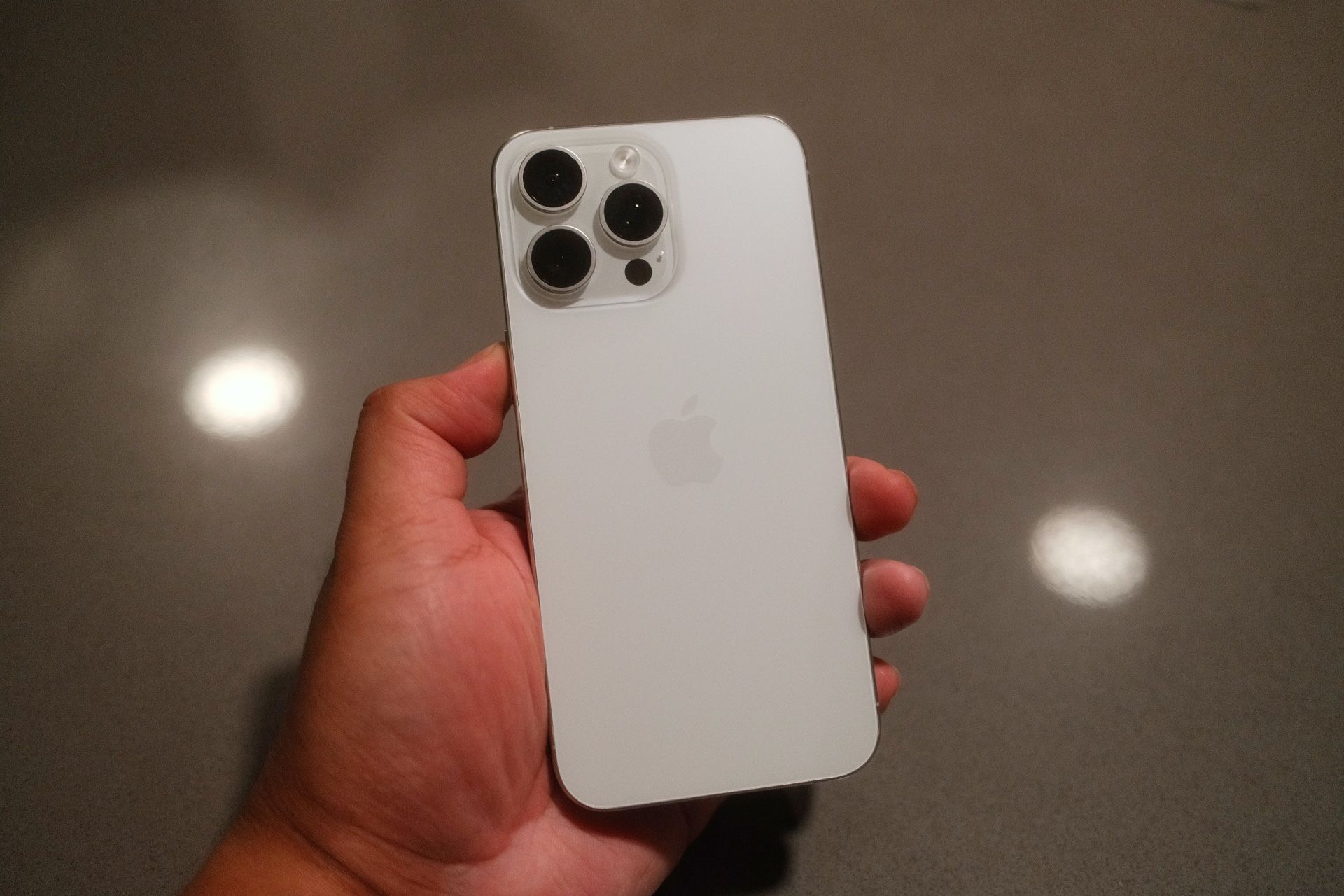 FOR SALE: 256GB IPHONE 15 PRO MAX WHITE TITANIUM EXCELLENT CONDITION!