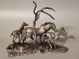 Vintage Limted Edition Franklin Mint Fine Pewter Running Free Horse Sculpture