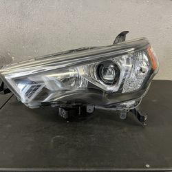 2021-2022-2023-2024 TOYOTA 4RUNNER LEFT HEADLIGHT (2pins) OEM USED