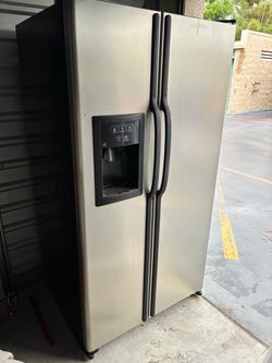 GE Stainless Steel Side-by-Side Refrigerator