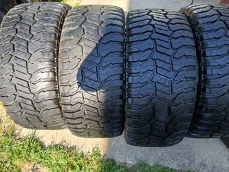 4 35×12  50 24 LT Renegade R/T