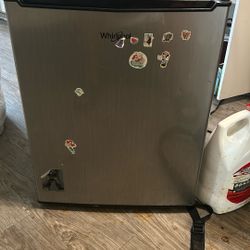 Mini fridge