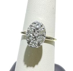 14k Yellow Gold & Diamond Oval Ring