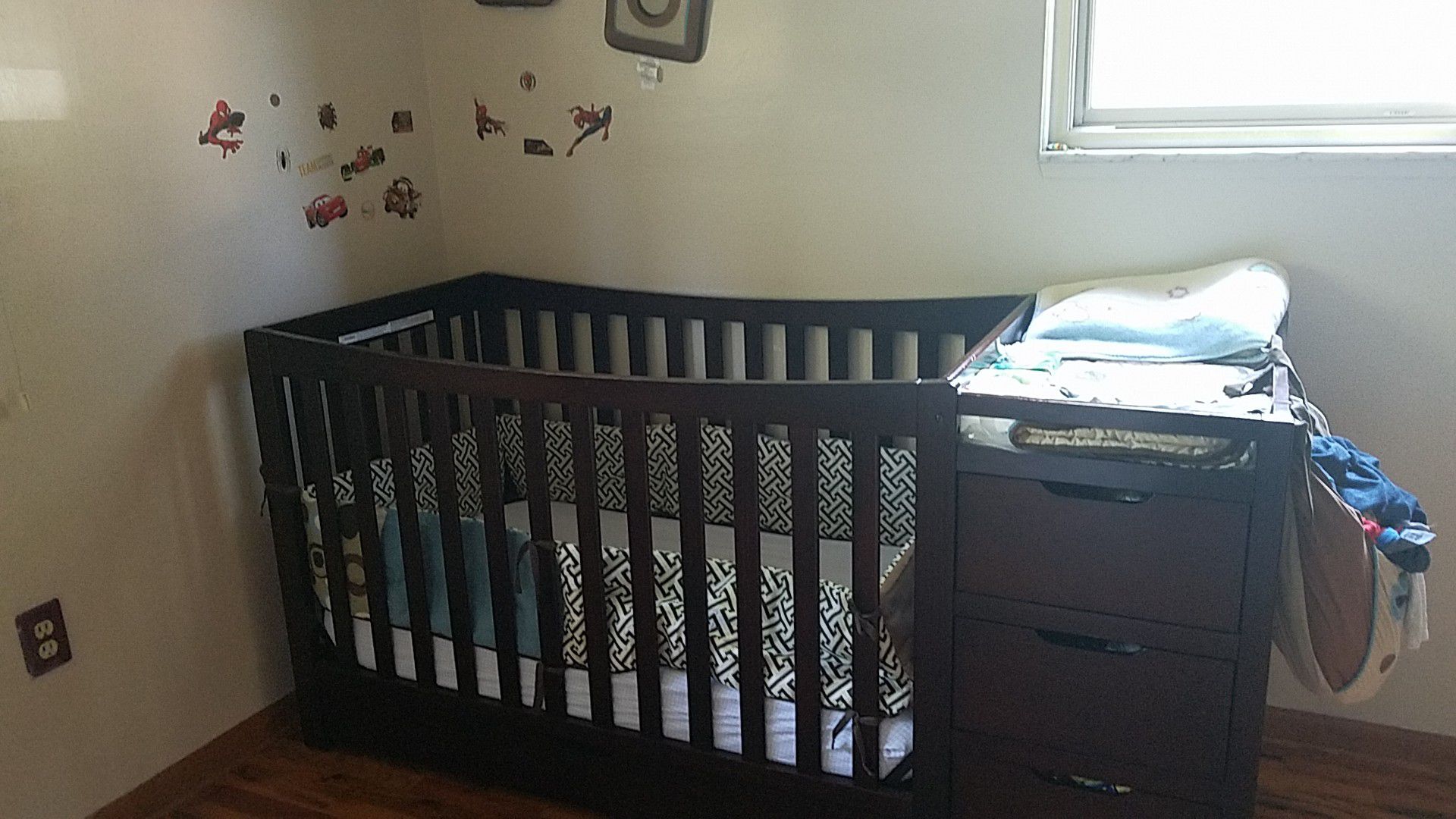 Baby crib with bedding set