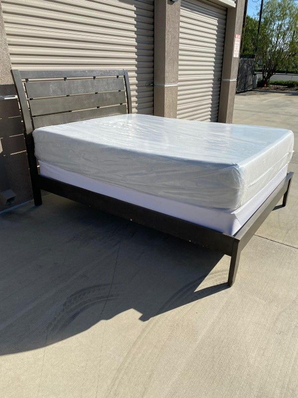 Queen Bed Frame With Mattress 