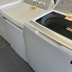 Like New GE Washer And Gas Dryer Set , Excellent Shape . 