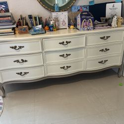 "Henredon" - French Dresser Design And Night Table Real Wood 