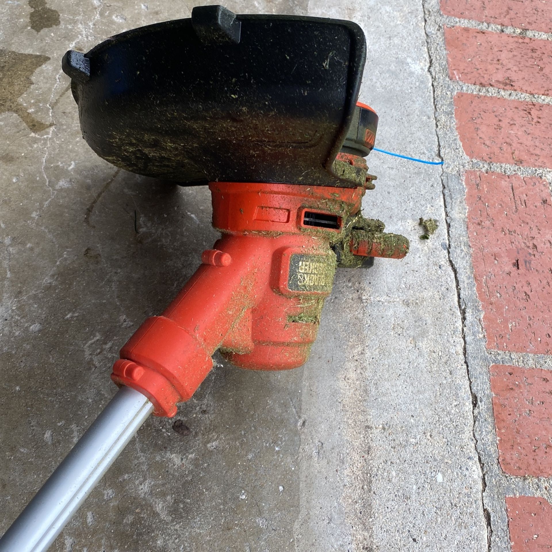 Black Decker Weed Wacker for Sale in Lake View Terrace, CA OfferUp