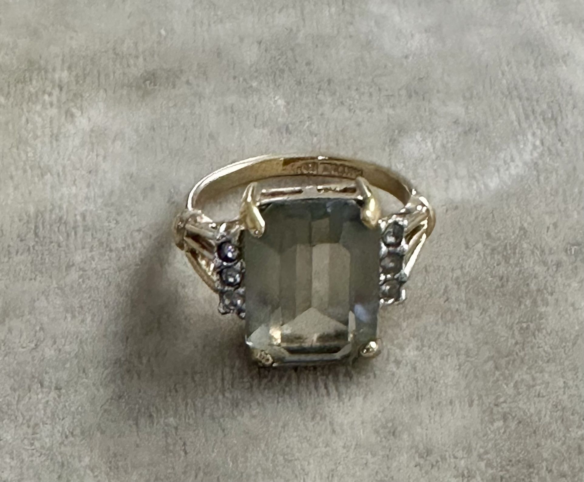 Vintage 14k Gold Plated ESPO signed Ring , Gray & Clear Rhinestones, Size 7, 4.6 Grams Total Weight 