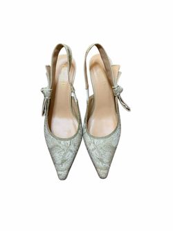 lux inspired kitten heels