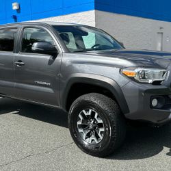 2020 Toyota Tacoma 
