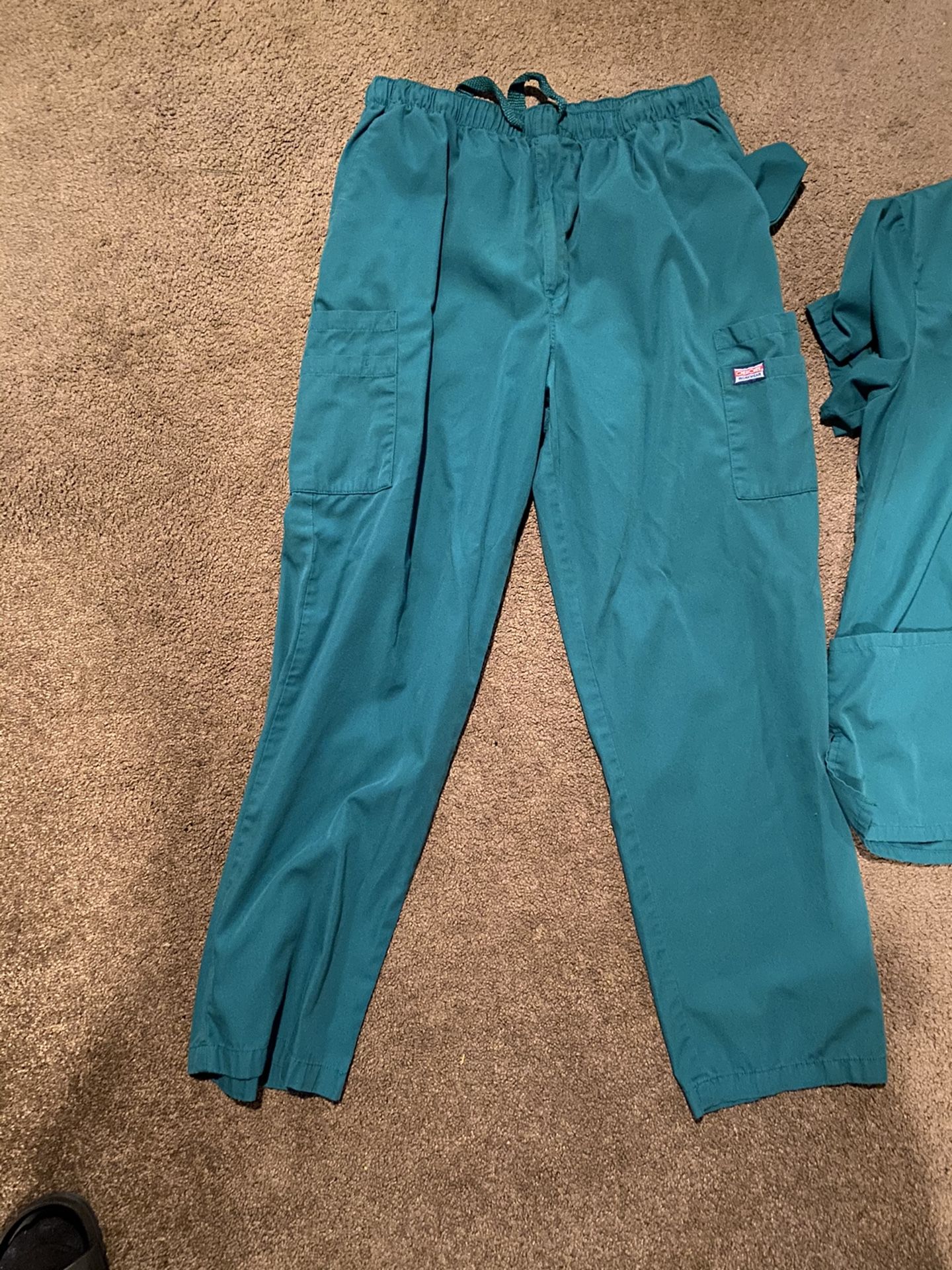 Men’s green Scrub’s