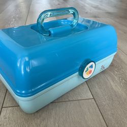 New Caboodles "On-The-Go Girl" Organizer Caboodle Turquoise Sky Blue Tiered With Mirror