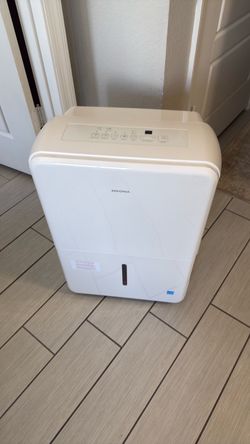 Insignia Dehumidifier White
