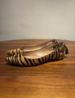 Aquazzura Tiger Print Pony Hair Pointed Toe Flats Tassel EU 38.5 Made In Italy