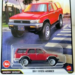 Hot Wheels  Premium  1993 Toyota 4 Runner Red