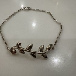 Tiffany & Co Olive Leaf Vine Bracelet Paloma Picasso .925 Silver