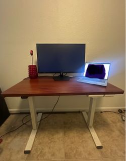 Electric adjustable desk - works great