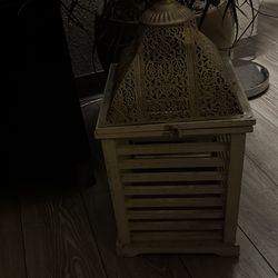 This is a Moroccan-style candle lantern