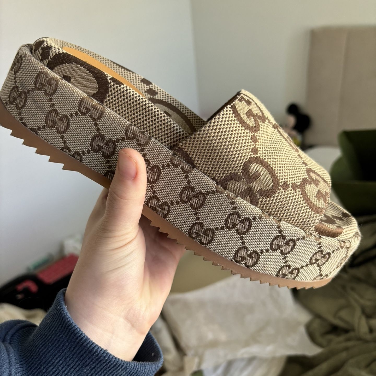 Gucci Sandals With Box & BAG