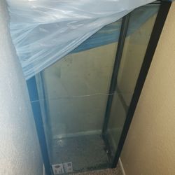 55 Inch Long Fish Tank For Sale Im Firm On Price And Pick Up Only 