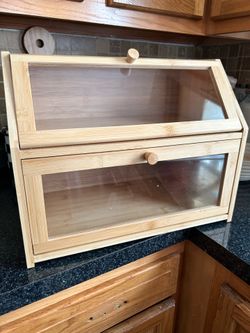 Bread box
