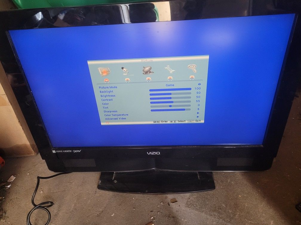 Tv / Computer MONITOR / Large Screen 32 Inch