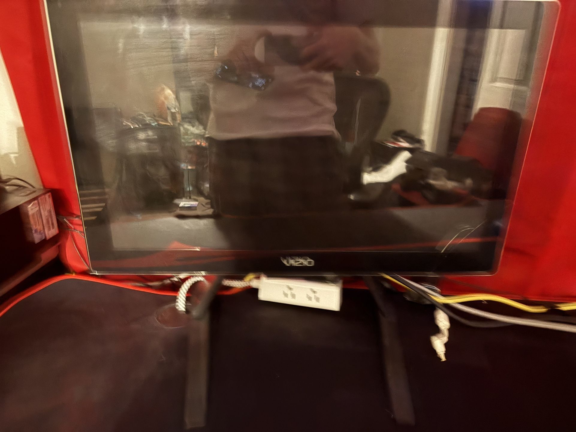 Vizio Tv/monitor With HDMI & SPEAKERS
